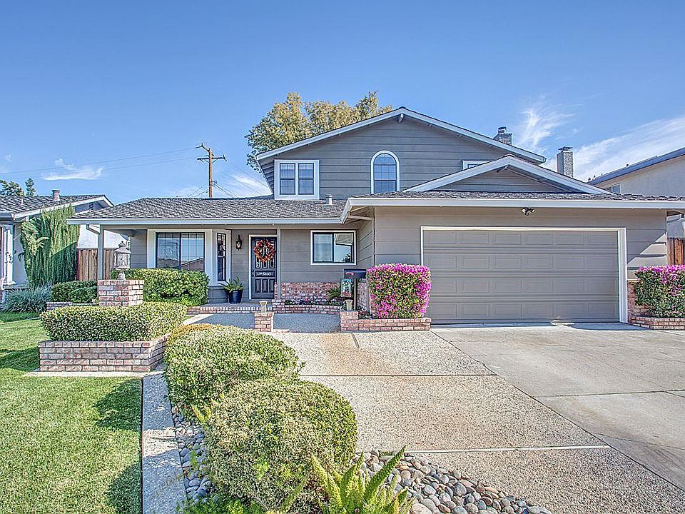 1st image of 5860 Montevino Dr
