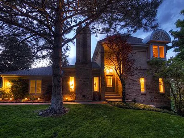 7 E La Montagne Ln, Sandy, UT 84092