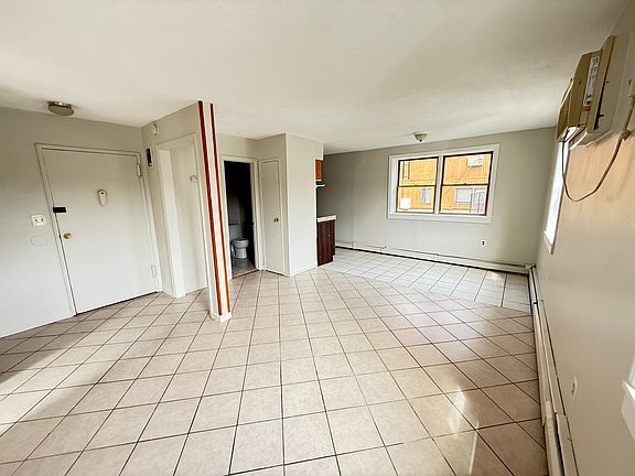 5th image of 306 High Ave APT 1N