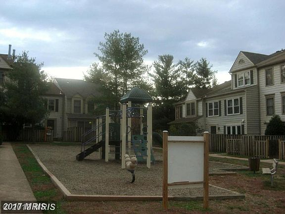 2nd image of 7620 Jordon Hollow Ct