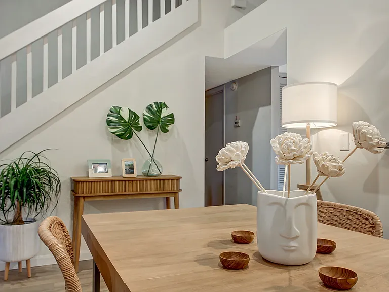 660 Aquatic Dr — Photo 48