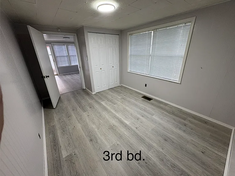 1021 Cedar St — Photo 10