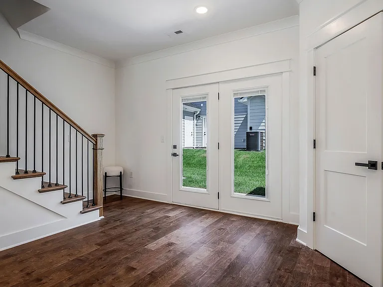 209 S High St — Photo 5