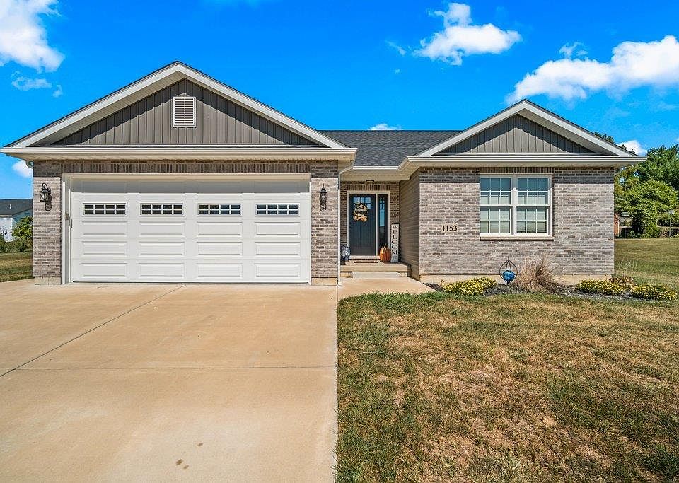 1st image of 1153 Valle Spring Trl