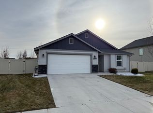 3599 E Warm Creek Ave, Nampa, ID 83686