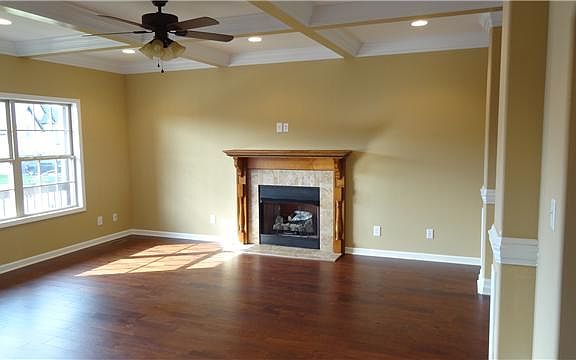 4th image of 271 Franklin Mdws Lot 271