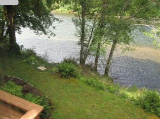 91050 Leashore Dr, Vida, OR 97488