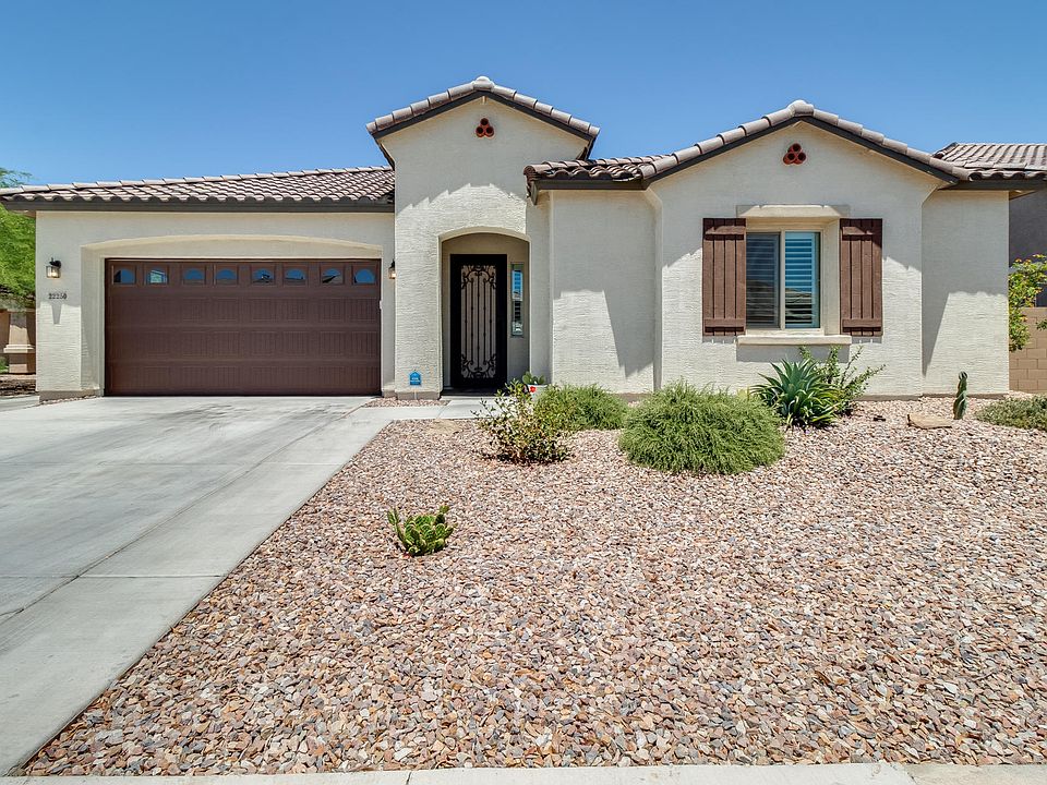 1st image of 22250 E Munoz Ct