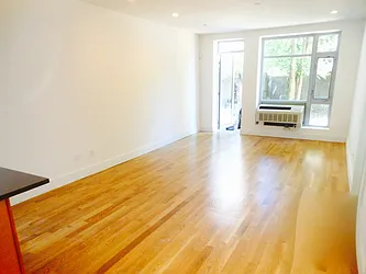 Rented by Rapid Realty Cobble Hill