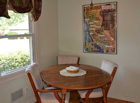 4th image of 7222 Avalon Trail Ct