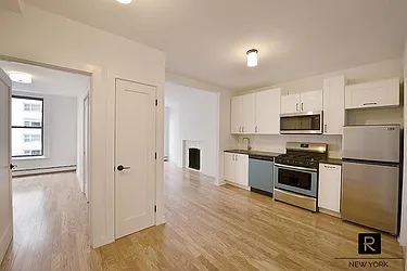 Rented by R New York