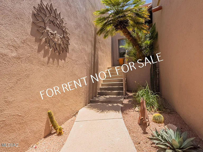 9876 N Ridge Shadow Pl — Photo 5