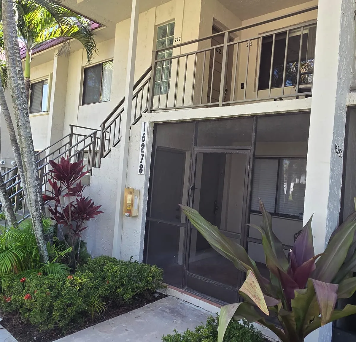 2 bed, 1235 sqft, $2,400 — Photo 1