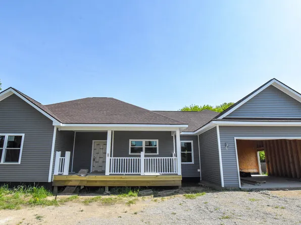 8337 Pineview Lake Dr, Linden, MI 48451