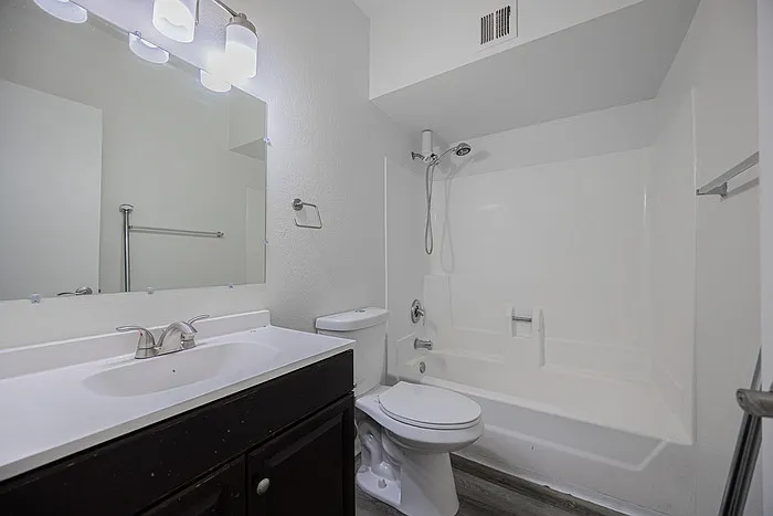 2826 E Monte Cristo Ave #203 — Photo 13
