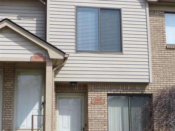 24198 Ashford Ln, Clinton Township, MI 48036