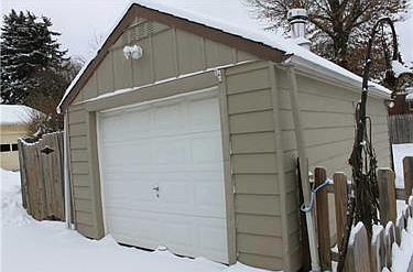 2nd image of 105 Bellefield Dr