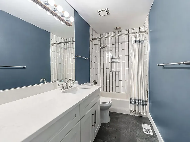 445 Clara Ave — Photo 6