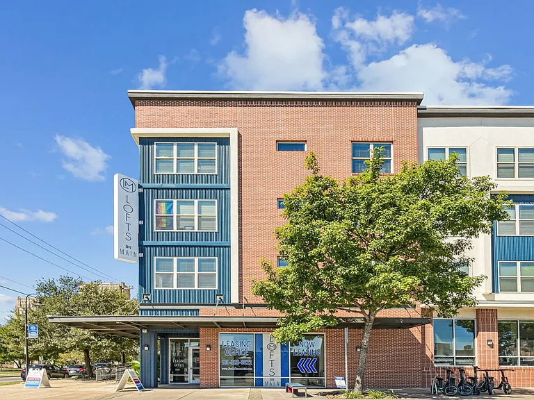 Lofts on Main — Photo 60