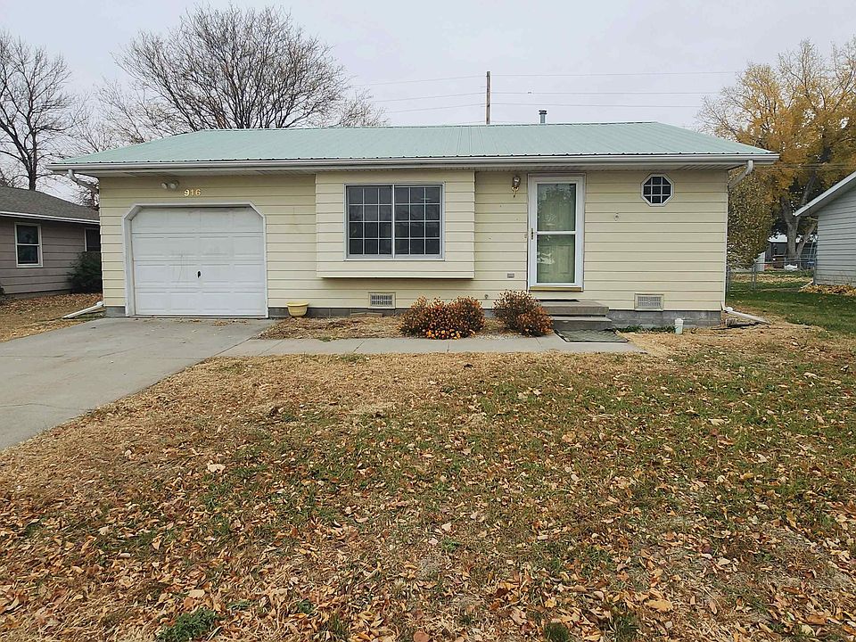 1st image of 916 16th St