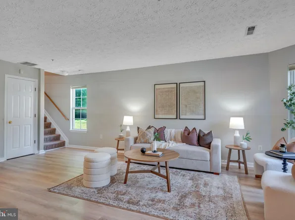 40 Amberstone Ct, Annapolis, MD 21403