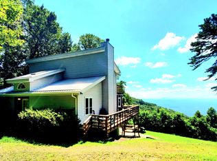 279 Dogwood Trl, Hillsville, VA 24343