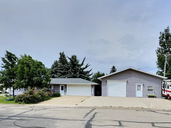 400 Dakota Ave, Wilton, ND 58579