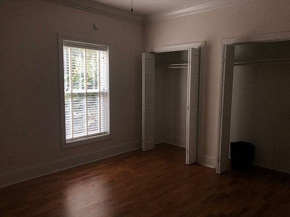 2nd image of 4000 Oak St #B
