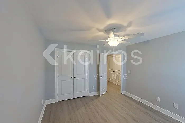 3705 Oak Leaf Way #E — Photo 17