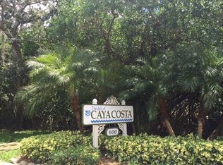 906 Myakka Ct NE, Saint Petersburg, FL 33702