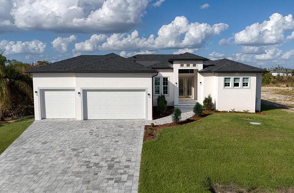 1st image of 15365 Taurus Cir