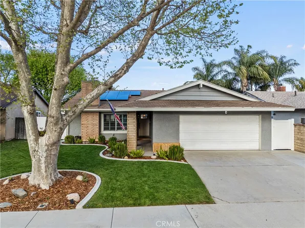 25110 Markel Dr, Santa Clarita, CA 91321