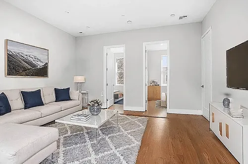 109 Harman St #2 Photo 1
