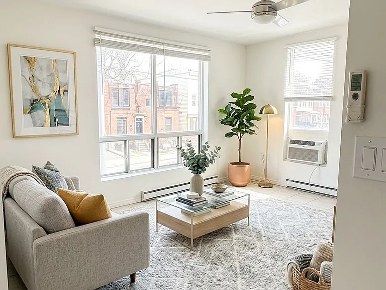 968 Bathurst St #4 — Photo 9