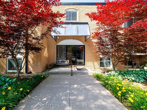 2nd image of 6 Westlake Ln #210
