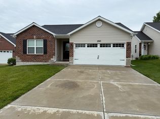 350 Stone Village Dr, Wentzville, MO 63385