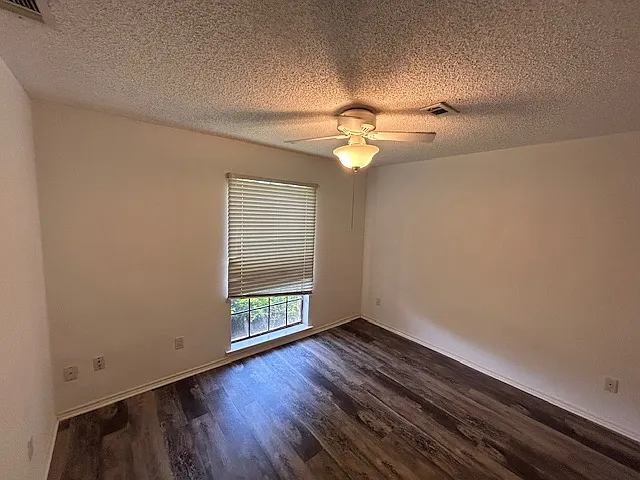 1720 Nest Pl — Photo 10