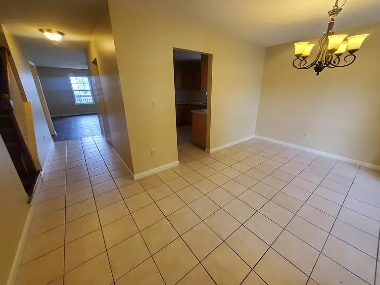 667 Walnut Tree Dr #1 — Photo 5