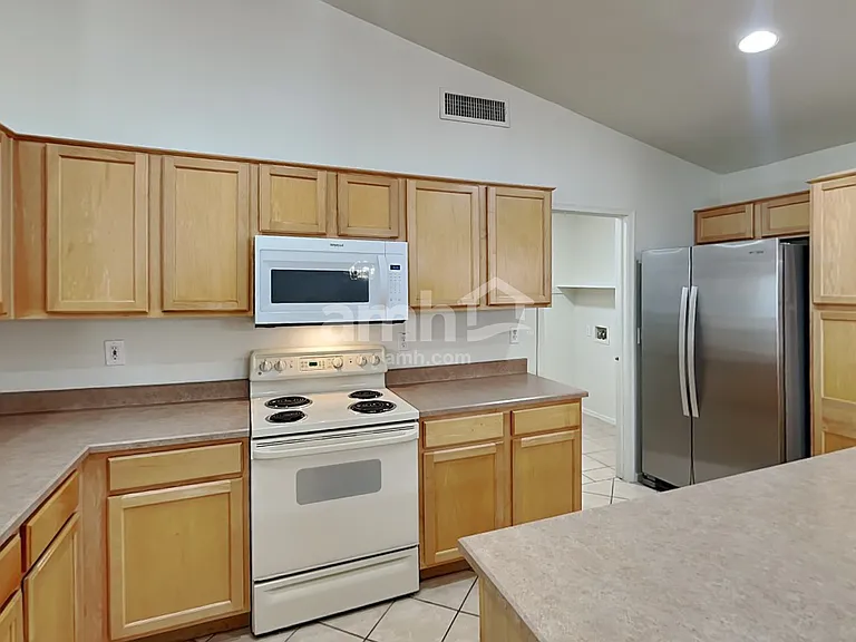 10845 E Wier Ave — Photo 4