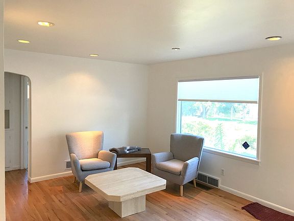 5th image of 653 Raleigh St
