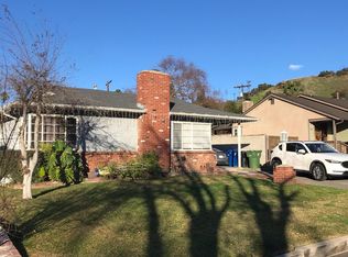 7807 Shadyspring Dr, Burbank, CA 91504