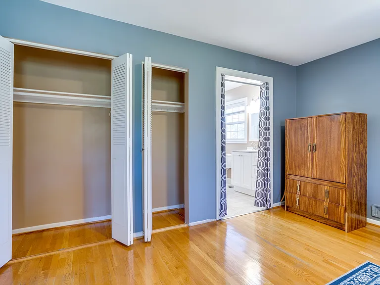 9215 Cherrytree Dr — Photo 30