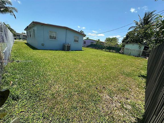 5th image of 10761 SW 221st St