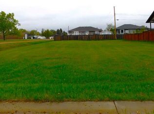 301 Niblock St, Bawlf, AB T0B2K0