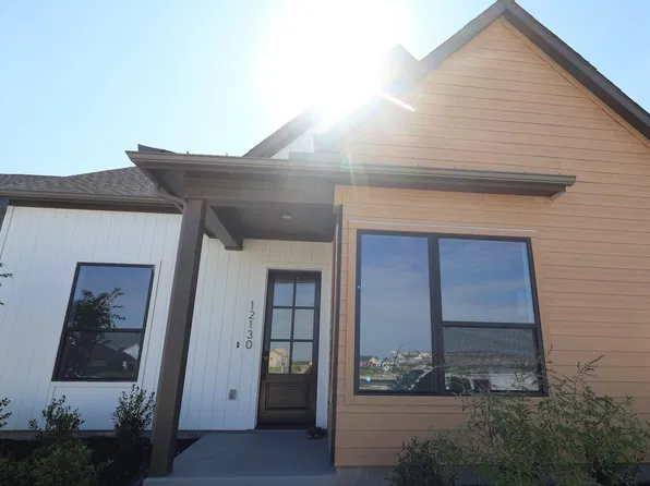 12130 Osprey Outlook Dr, Cypress, TX 77433