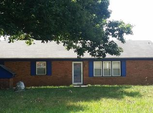 10000 Windrift Rd, Charlotte, NC 28215