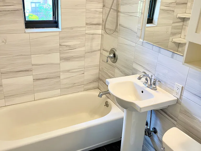 8 W Mill Dr #3A — Photo 8