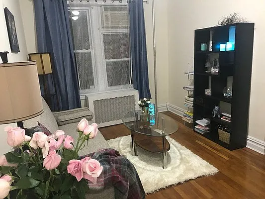 Rented by Capri Jet Realty Corp | media 7