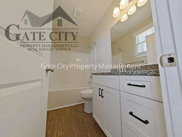 542 Wallburg High Point Rd — Photo 10