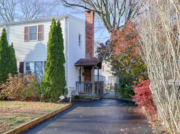 88 Campfield Drive, Fairfield, CT 06825